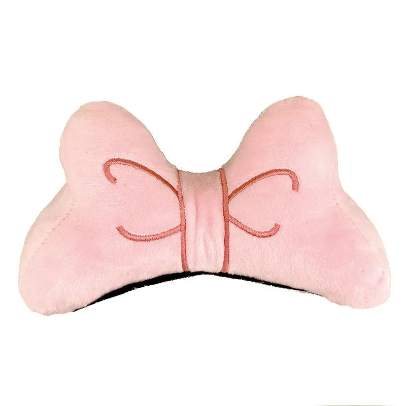Plush bow tie helmet decoration in bright red colour with adjustable strap for motorcycle or ski helmets