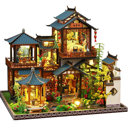 Wooden Chinese courtyard villa architectural model with traditional lantern elements, dimensions 30×27×27cm