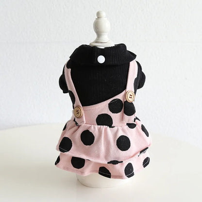 Casual lapel shoulder strap dog clothes in cloth material, showing four-legged and skirt style options.