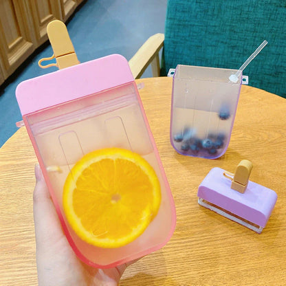 Summer children's water cup with straw, leak-proof design, and cartoon pattern