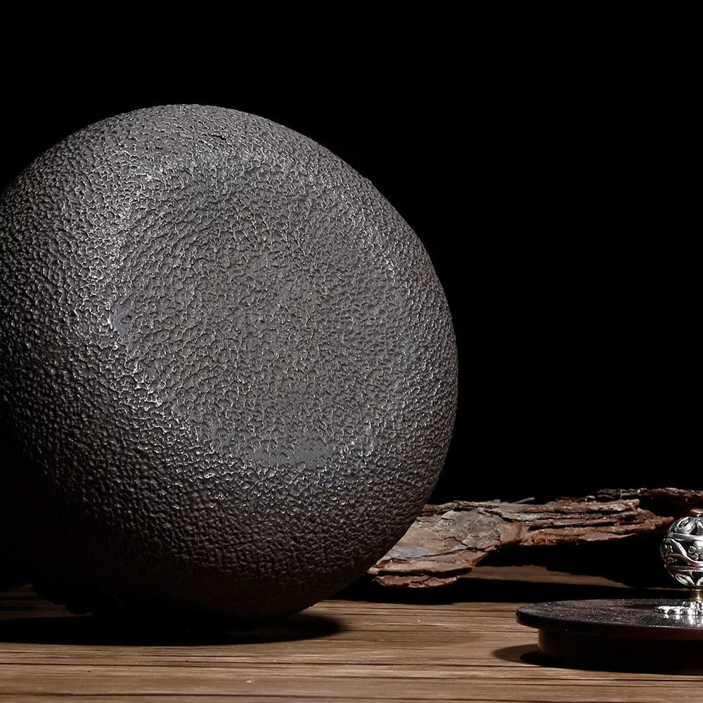 Handmade pig iron pot tea set in rock crab color, 1.3L capacity