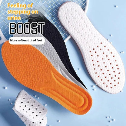 Breathable deodorant sports insoles in grey, black, and orange colours, with cut-to-fit sizing for shoes 35-46.