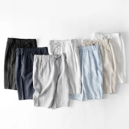 Man's loose-fit linen capri trousers in light colour for casual summer wear