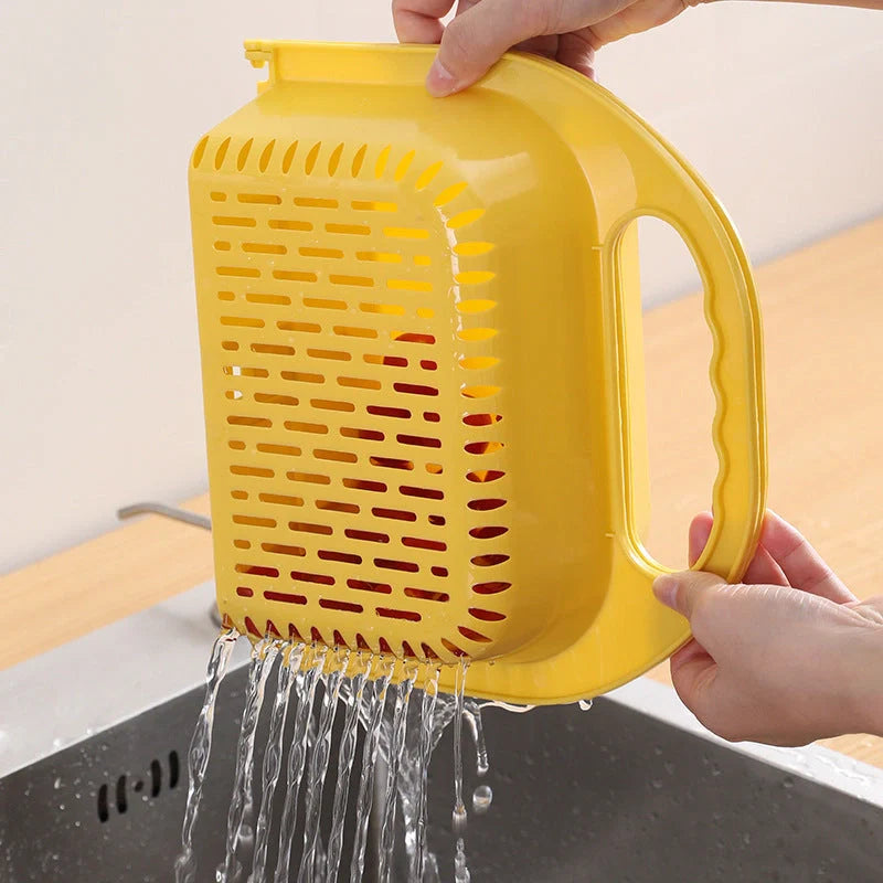 Folding drain basket for efficient fruit and vegetable cleaning with handle
