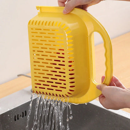 Folding drain basket for efficient fruit and vegetable cleaning with handle