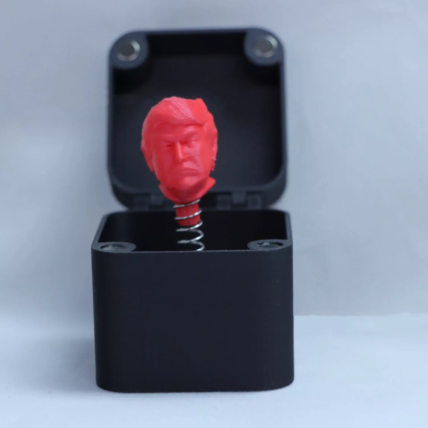 Middle Finger in a Box Christmas prank gift, 5x5x5cm, American style