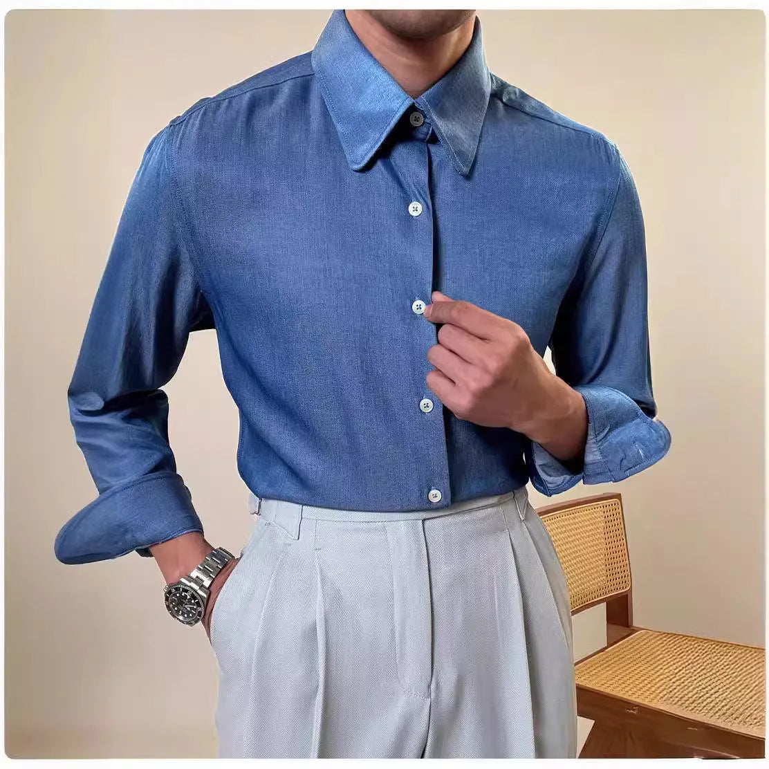 Men's slim fit business casual shirt with round collar in light blue and dark blue colour options