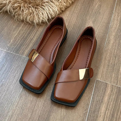 Women's square toe flat shoes with metal buckle in artificial leather