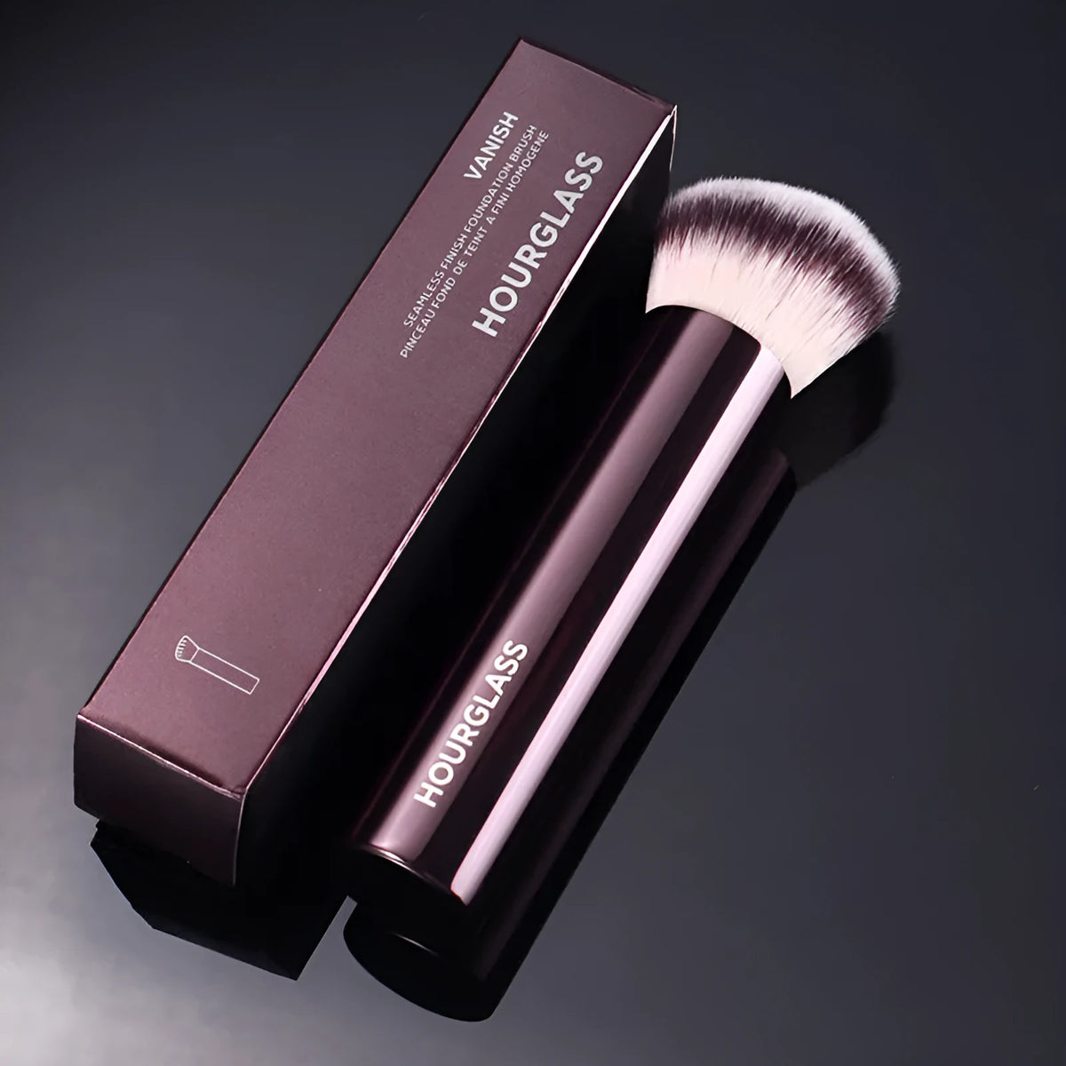 Inclined flat head foundation brush with man-made fibre bristles and steel long rod handle, 119mm total length, 29mm hair length.