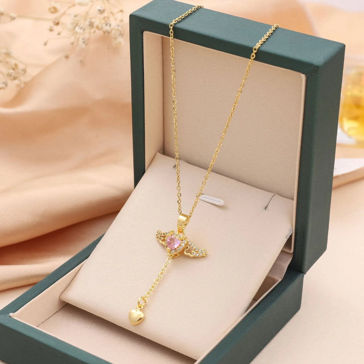 Cupid heart angel wings necklace with titanium steel, zircon crystal and 41-50cm O-shaped chain in silver or gold