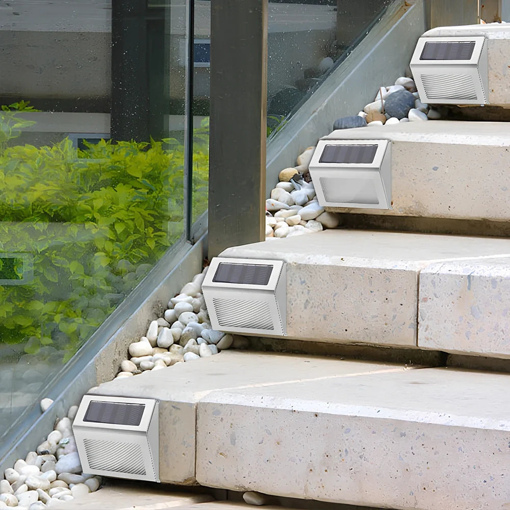 Solar stair lamp with 6 LED chips for garden and pathway lighting