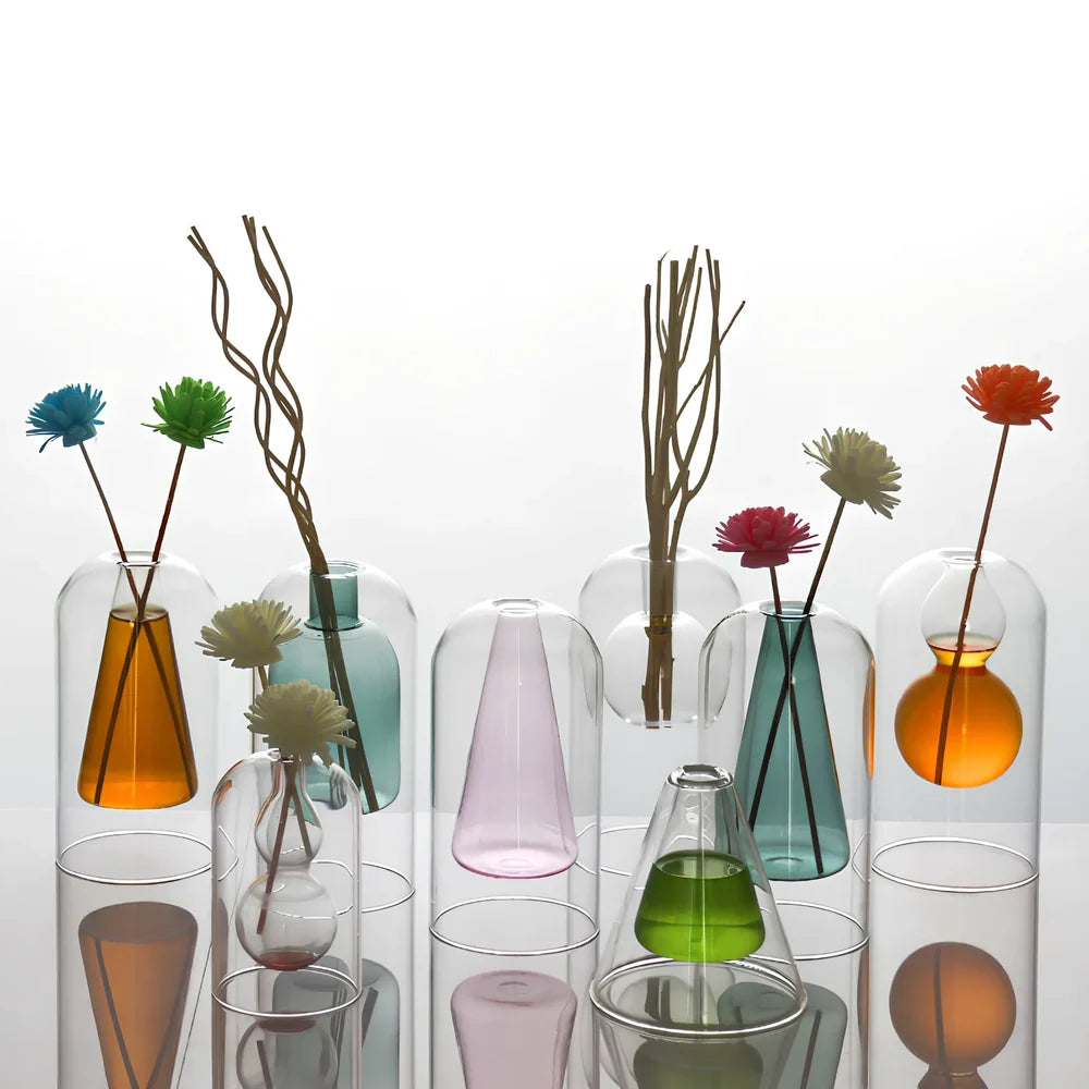 High borosilicate glass vase with double-layer construction measuring 15cm tall and 8cm wide
