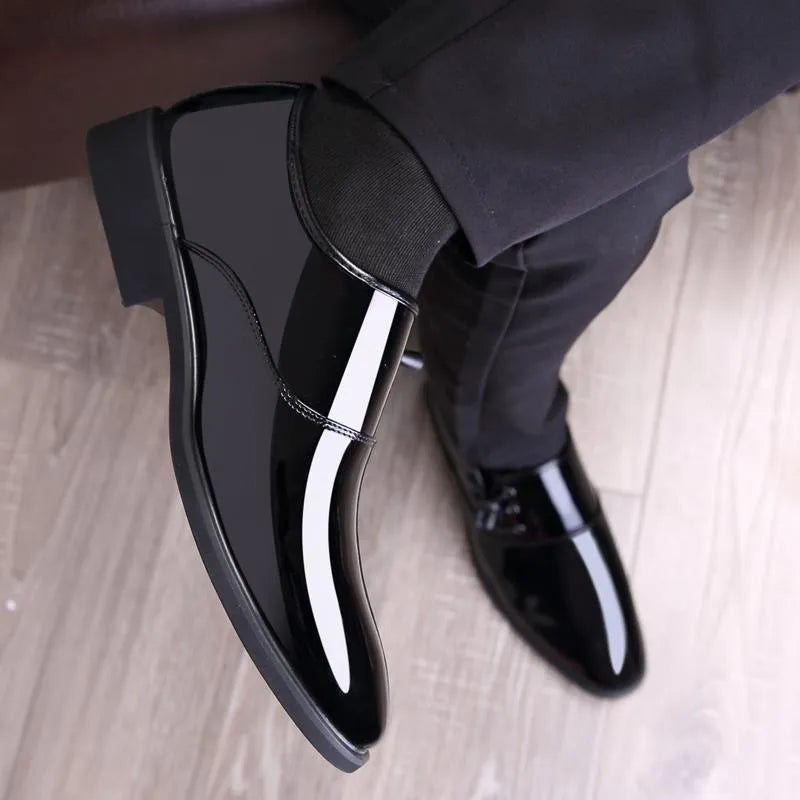 Men's black and brown formal business shoes with round toe, square heel and rubber sole