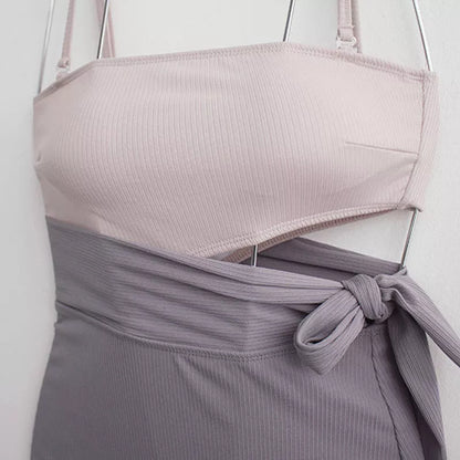 One-piece swimsuit in solid color with chest pad, sizes M, L, XL