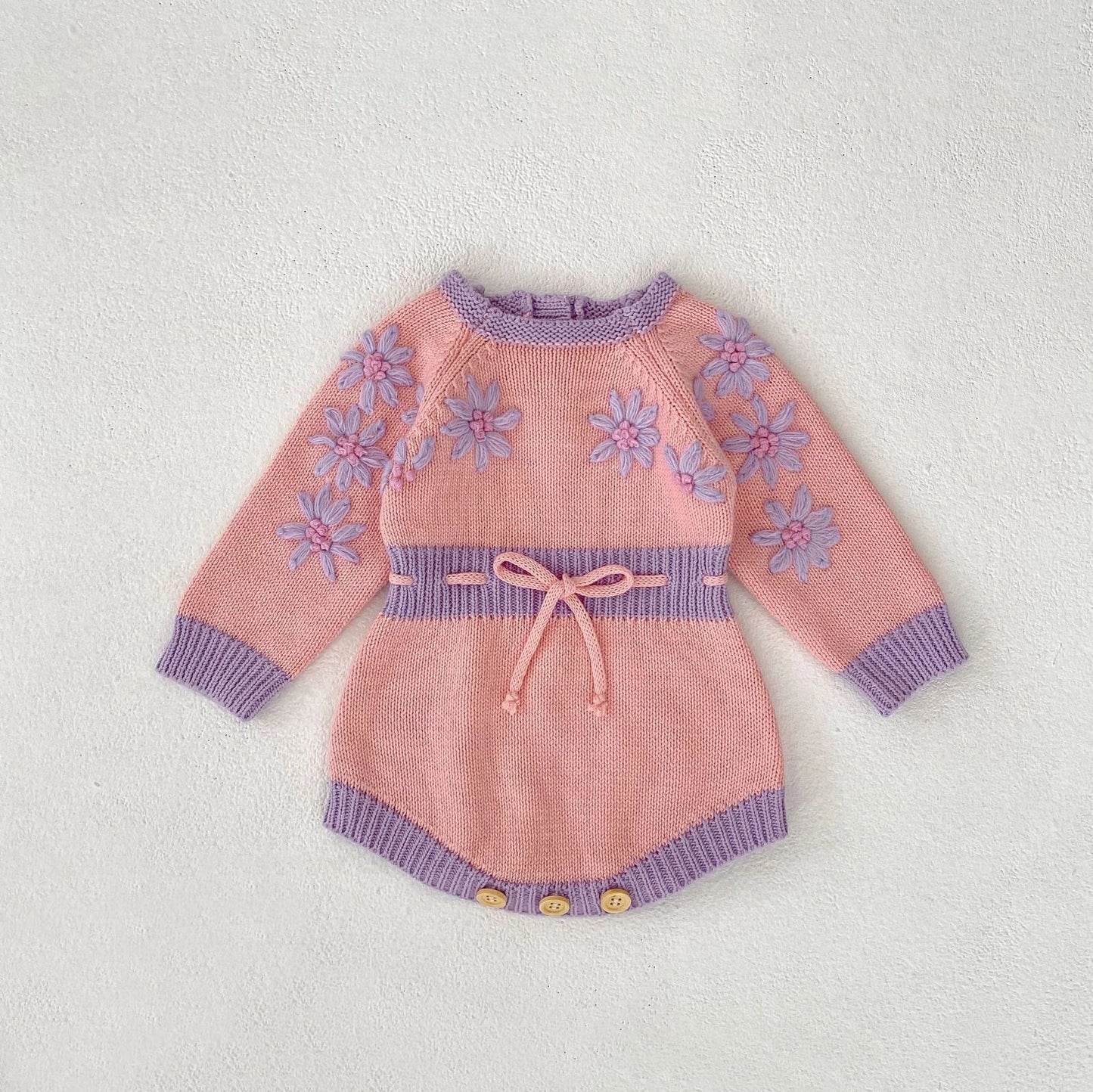 Handmade embroidery long sleeve jumpsuit for baby girls in pink cotton, Korean triangle style with pullover closure.
