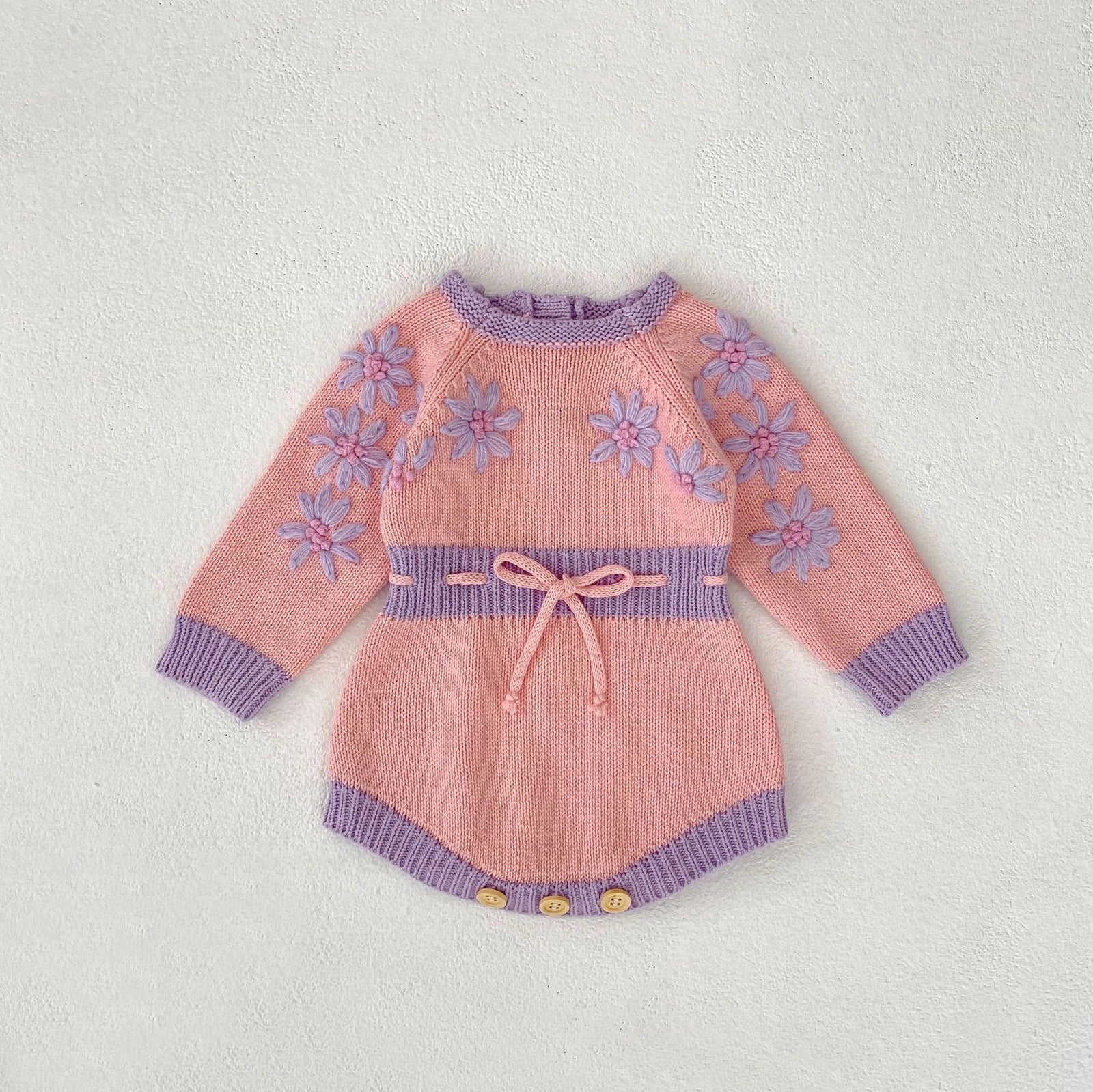 Handmade embroidery long sleeve jumpsuit for baby girls in pink cotton, Korean triangle style with pullover closure.