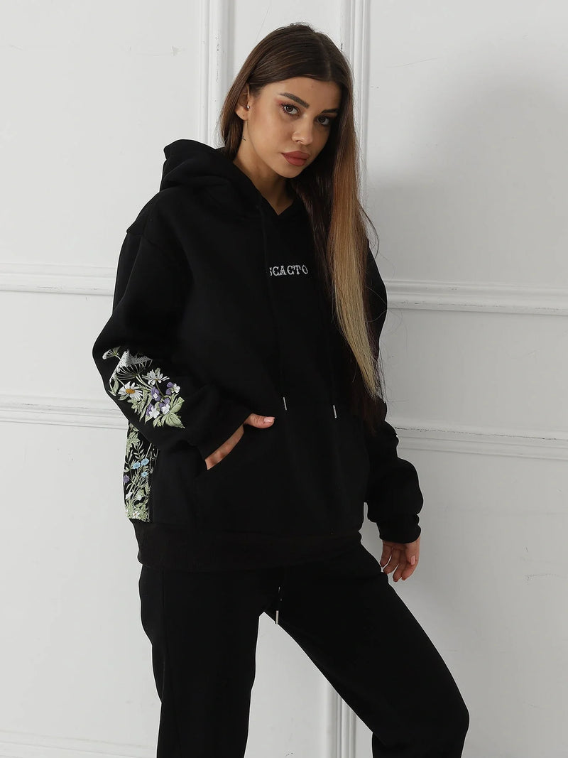 Hhomeenjoy Stylish Floral Sweatshirt for Cozy Comfort