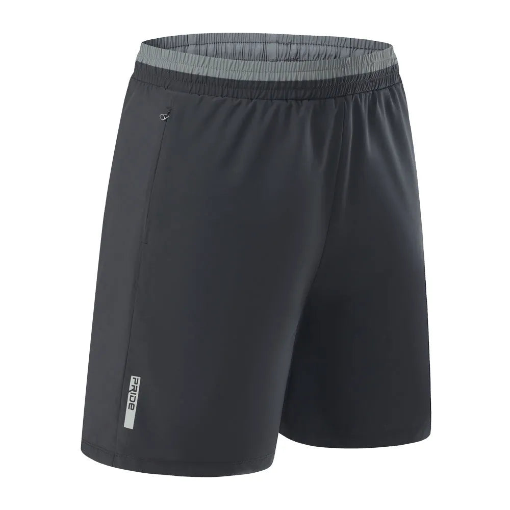 Men's loose grey ice silk cropped running pants showing the fifth pants length and relaxed fit.