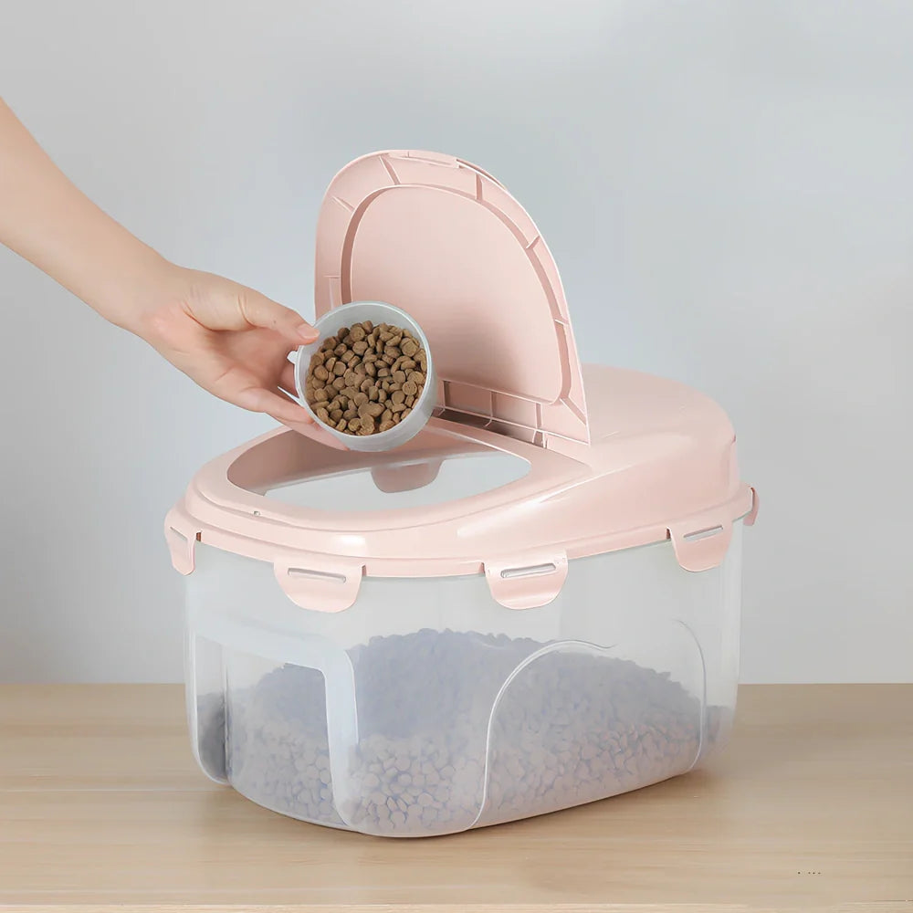 PP resin pet food storage bucket with airtight lid in matcha green colour, 2.5 litre capacity