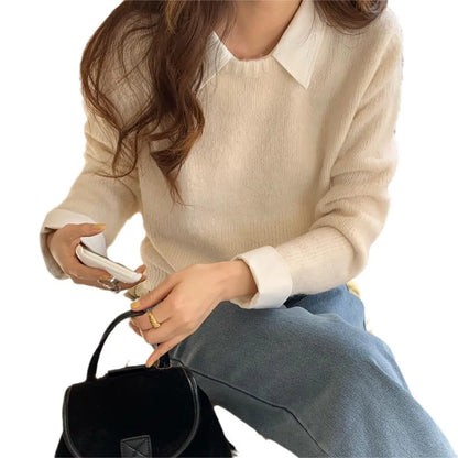 Women's loose knit top with contrast colour lapels in polyester fabric, available in seven colours