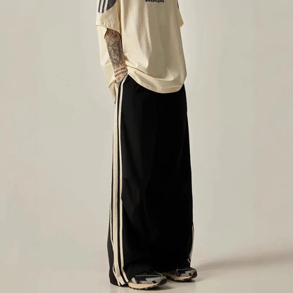 Black wide leg climbing pants for men with high waist and straight-leg design, sizes M to 3XL