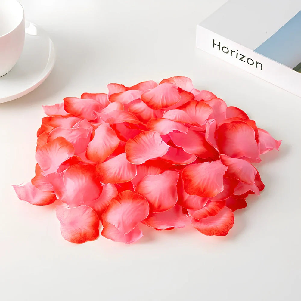 Pack of 100 high-quality silk simulated rose petals, 5cm size, in colours like rose red for wedding room scenes
