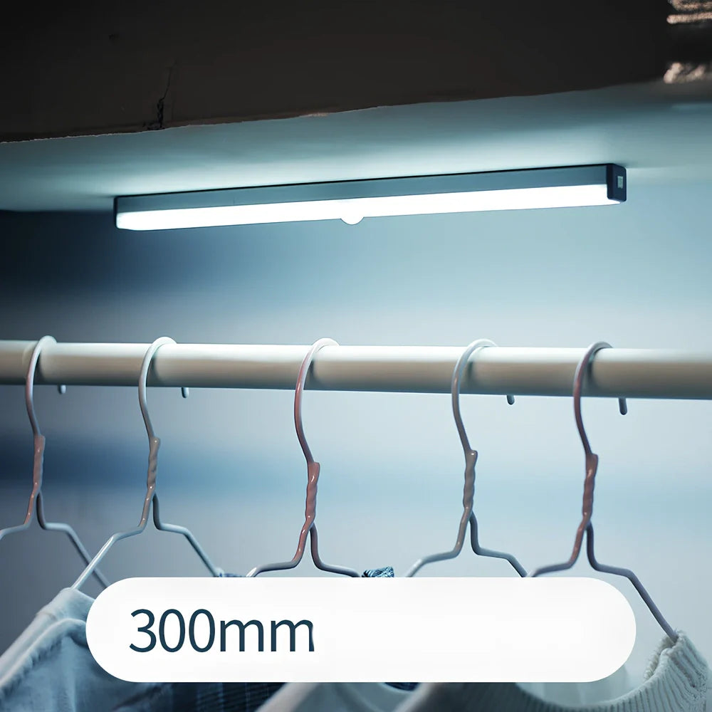 LED sensor light bar showing motion detection range and multiple size options from 9cm to 52cm