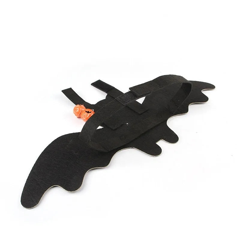Halloween batwing costume for small pets in felt material with bat wing design