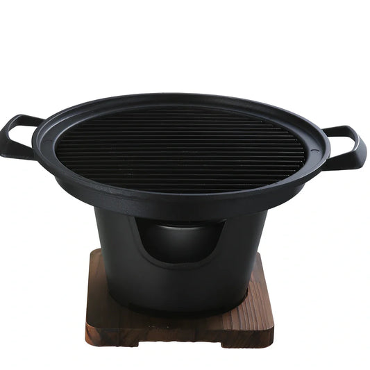 Compact non-stick barbecue grill with electrophoresis coating, 0.6kg weight, 500ml fuel capacity