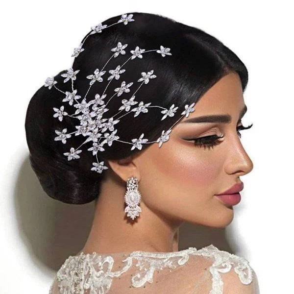 Bridal Rhinestone Hair Combing Ornaments - Elegant wave-like design with sparkling white crystals for a glamorous bridal hairstyle