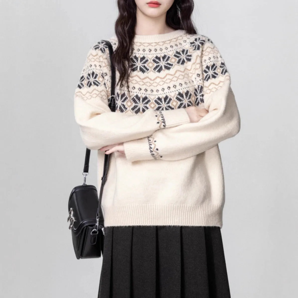 Women's vintage Fair Isle crew neck pullover sweater with geometric pattern in Milky White