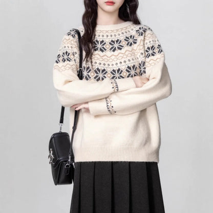 Women's vintage Fair Isle crew neck pullover sweater with geometric pattern in Milky White