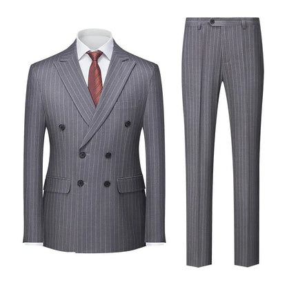 Men's double-breasted striped suit with trousers in slim-fit business styling