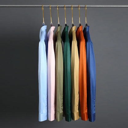 Elastic silk men's long-sleeved non-ironing shirt in solid colour with loose fit sizing
