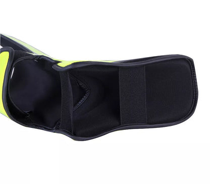 Junior adult boxing leggings in green and black, made with high-grade PU and EVA materials