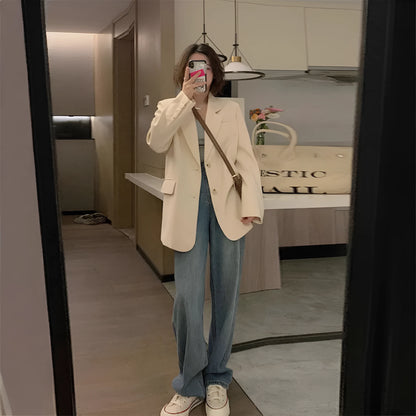 Korean style solid colour polyester small suit jacket with long sleeves and a pocket.