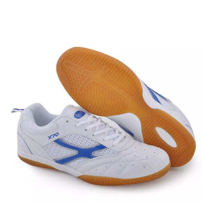 Table tennis shoes in white and blue or white and red with breathable upper and beef tendon sole