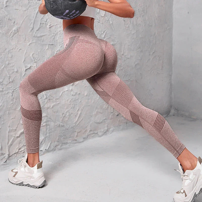 Women's high-waist seamless leggings in a variety of vibrant colors, featuring a curve-flattering design and breathable nylon fabric