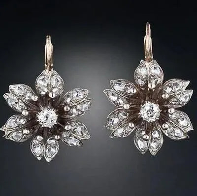 Alloy electroplated silver retro earrings for women with drop design