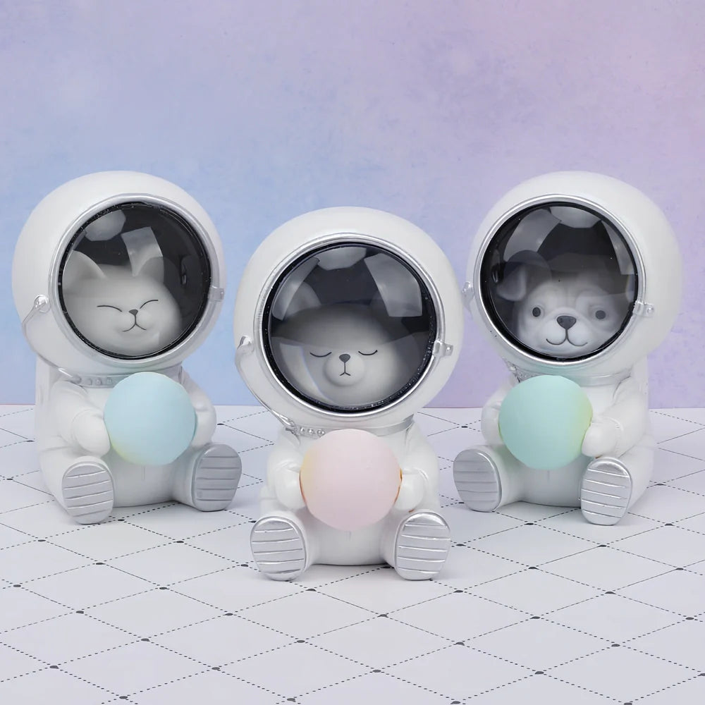 Starry sky animal atmosphere night light with resin construction measuring 9.5x10.5x13cm