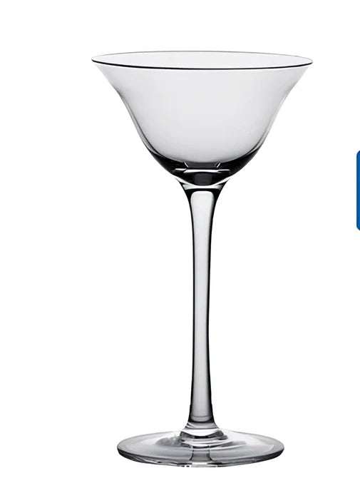 Creative transparent lead-free glass cup with seamless flat base for cocktails, 210ml capacity
