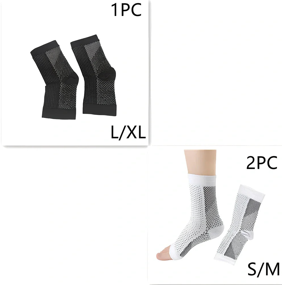 Invisible heel compression socks in black colour with absorbent insole design