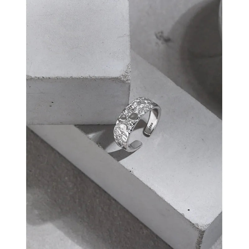 Hammered texture S925 sterling silver adjustable opening ring with white gold colour electroplating