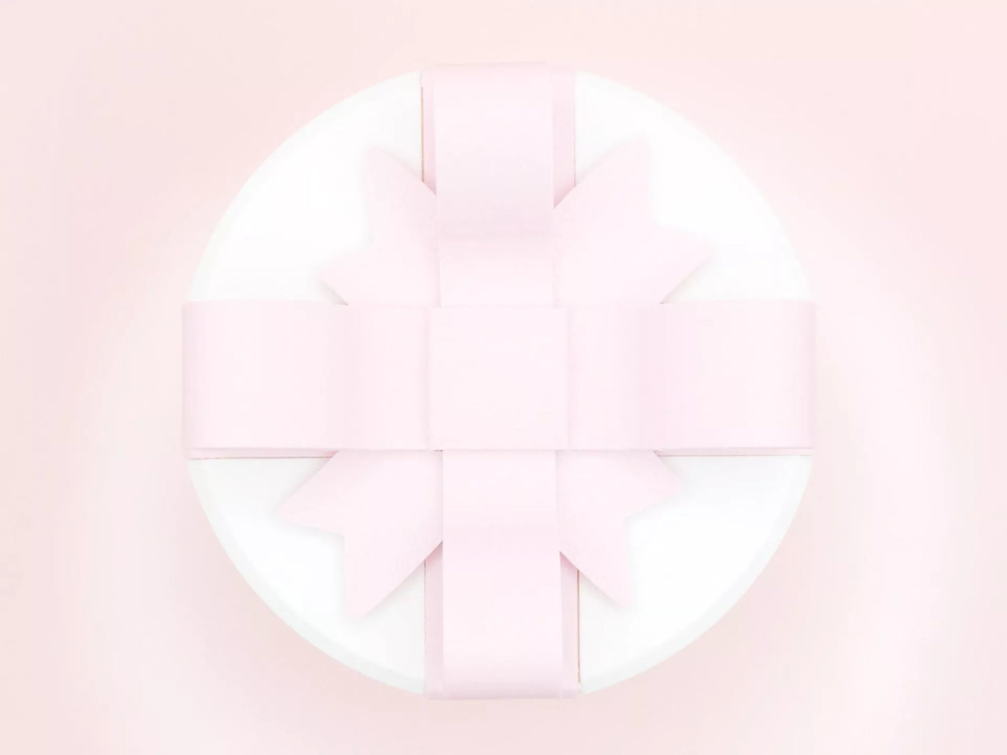 Creative 3D printed Valentine's Day gift box with bowknot design