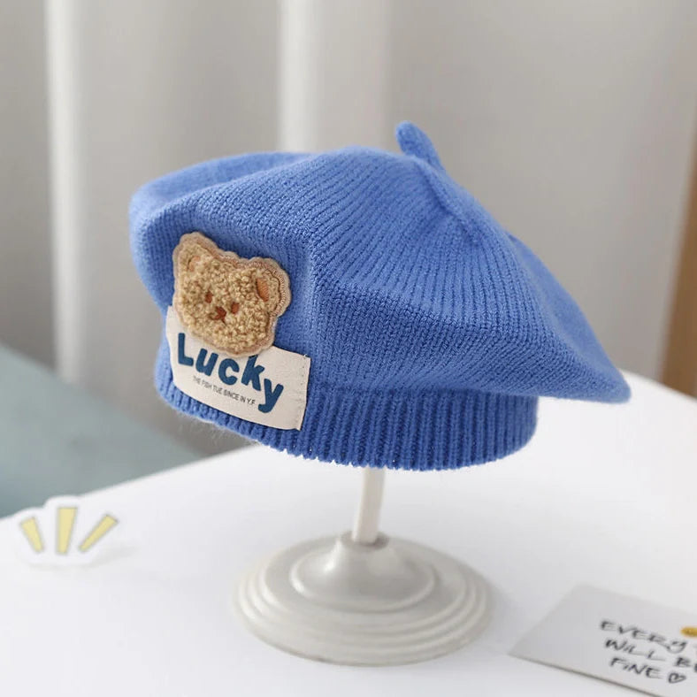 Children's knitted beret in acrylic fabric for winter, sized 45-52cm head circumference