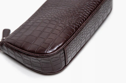Trendy celebrity-inspired hand bag made of premium PU leather with a stylish animal print design