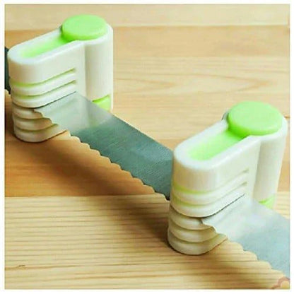 Plastic 2PCS Bakery Cutter for precise slicing and portioning of breads, pastries, and doughs