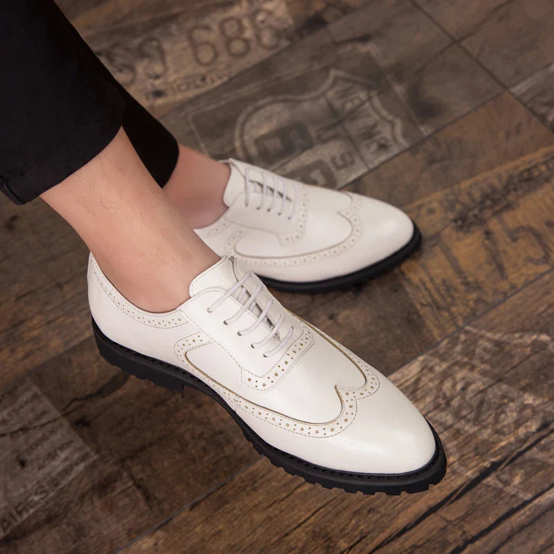 Hhomeenjoy  Trendy Men's Small Leather Shoes for Business Suits - British-Inspired White Shoes