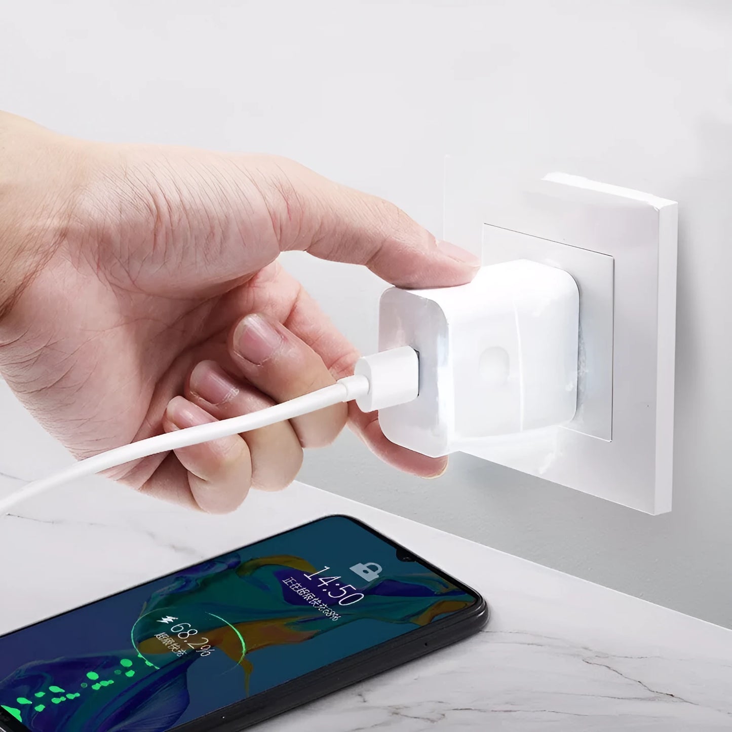 White 40W USB fast charger set with QC3.0 protocol and 5A charging cable