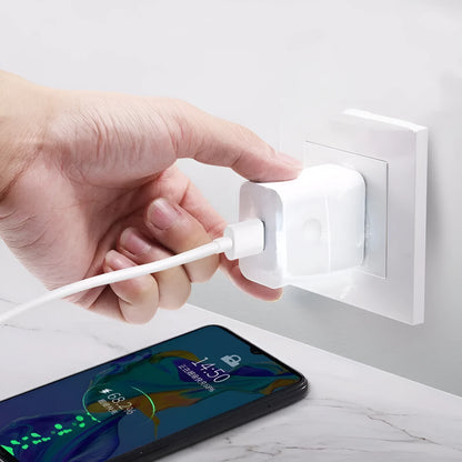 White 40W USB fast charger set with QC3.0 protocol and 5A charging cable